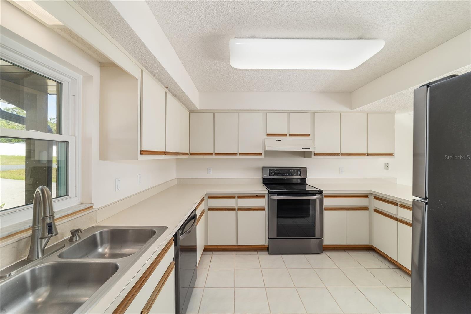 Image 42 of 75 For 10361 83rd Terrace