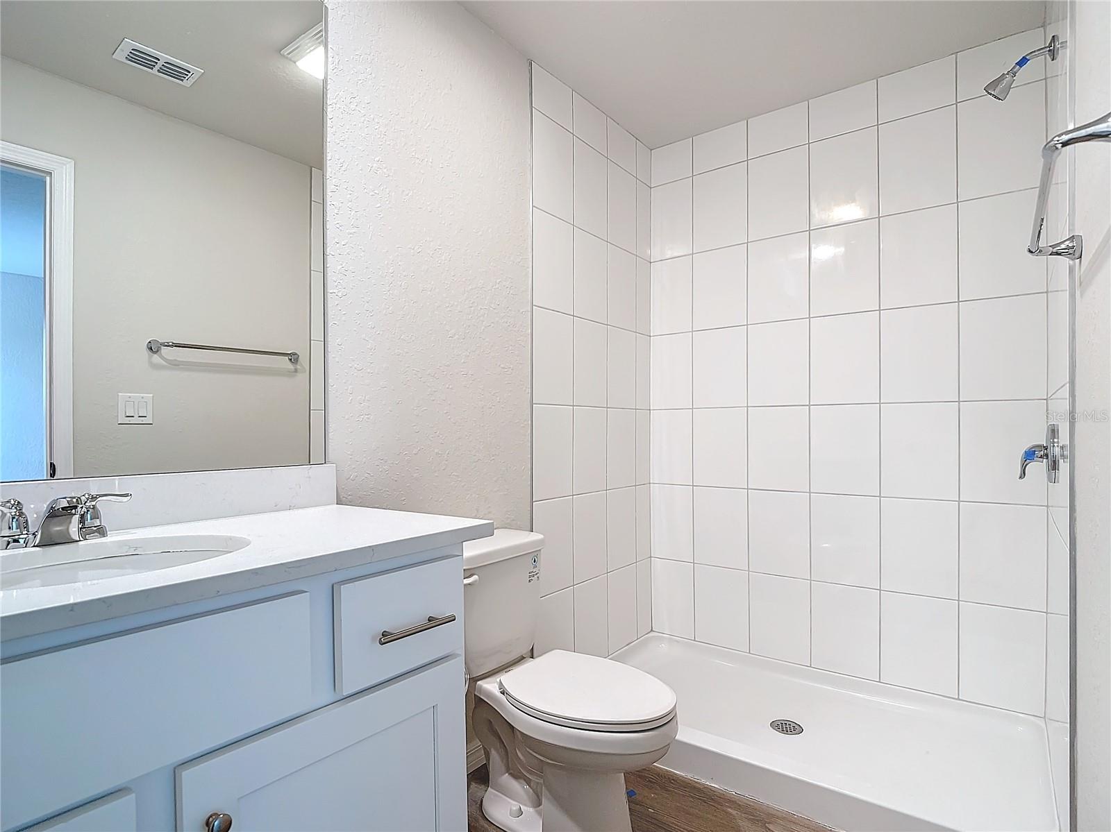 Image 31 of 37 For 27169 Washington Street