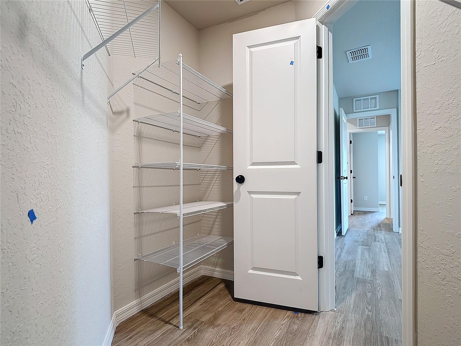 Image 33 of 37 For 27169 Washington Street