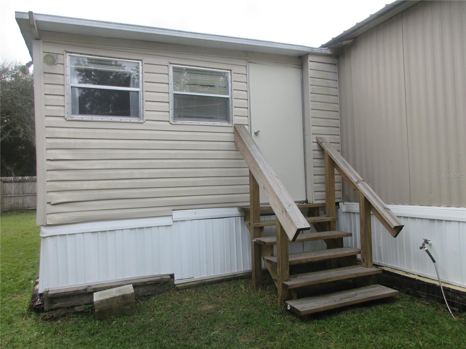 Image 24 of 77 For 5515 182nd Terrace