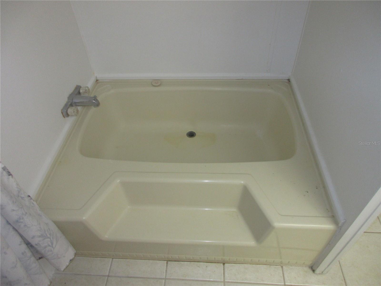 Image 42 of 77 For 5515 182nd Terrace