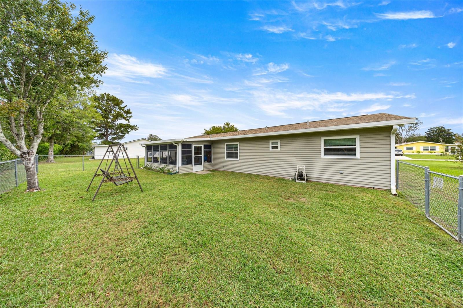 Image 28 of 38 For 10986 65th Avenue