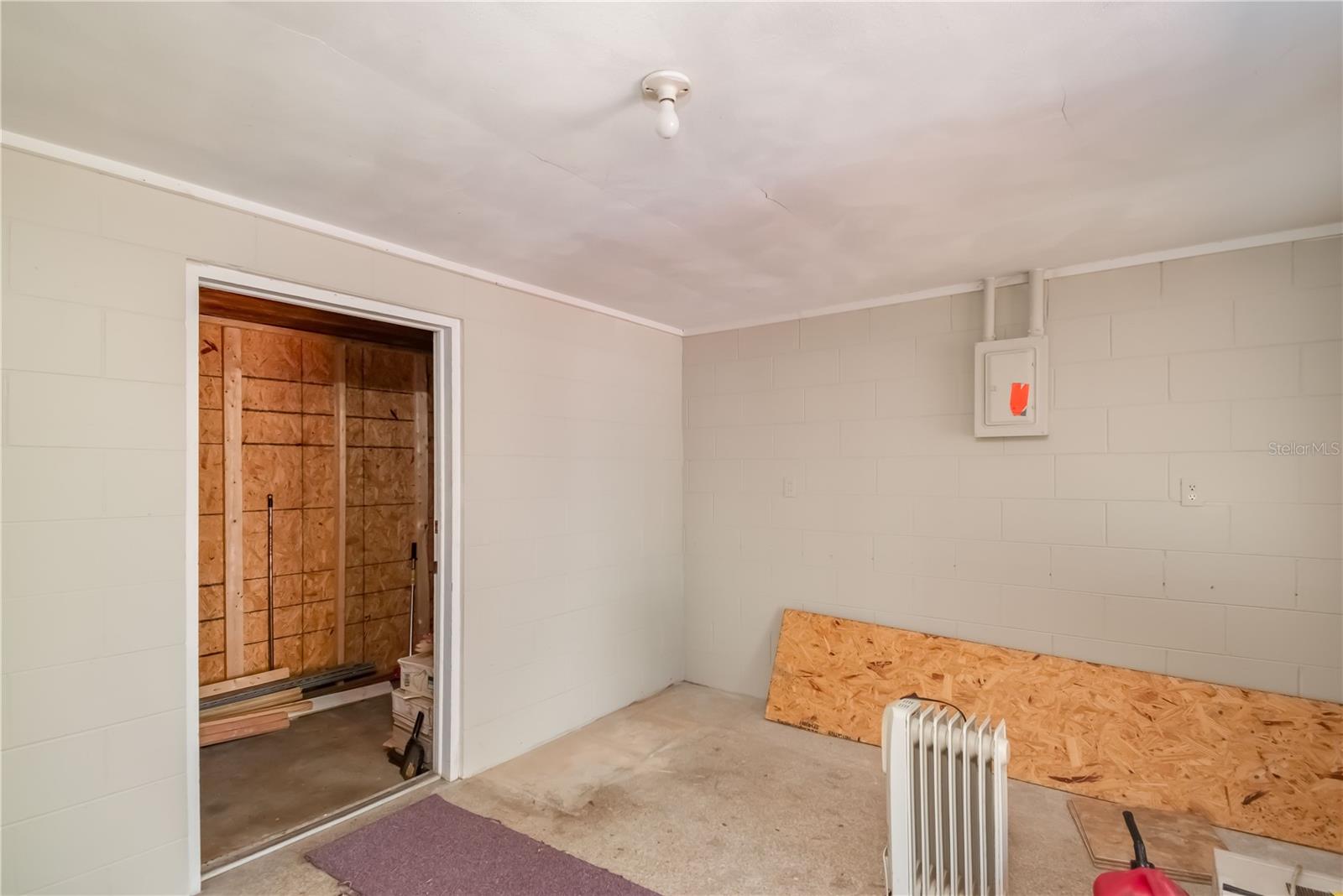 Image 16 of 61 For 15 Ruckert Circle