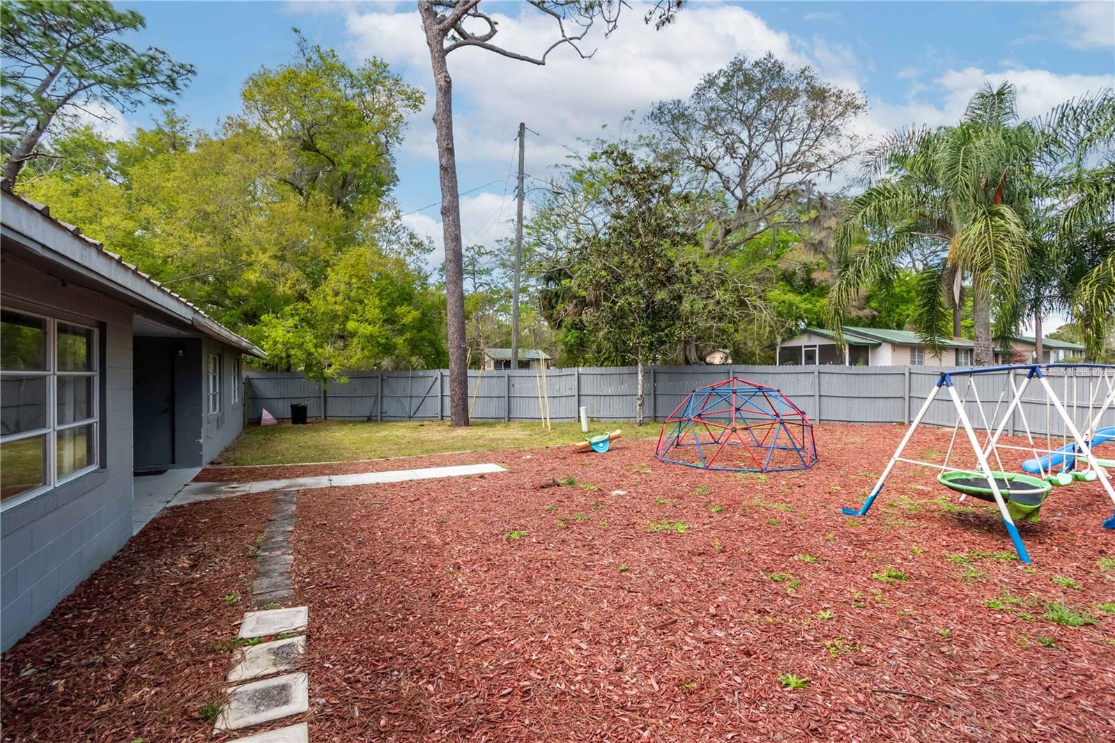 Image 20 of 61 For 15 Ruckert Circle