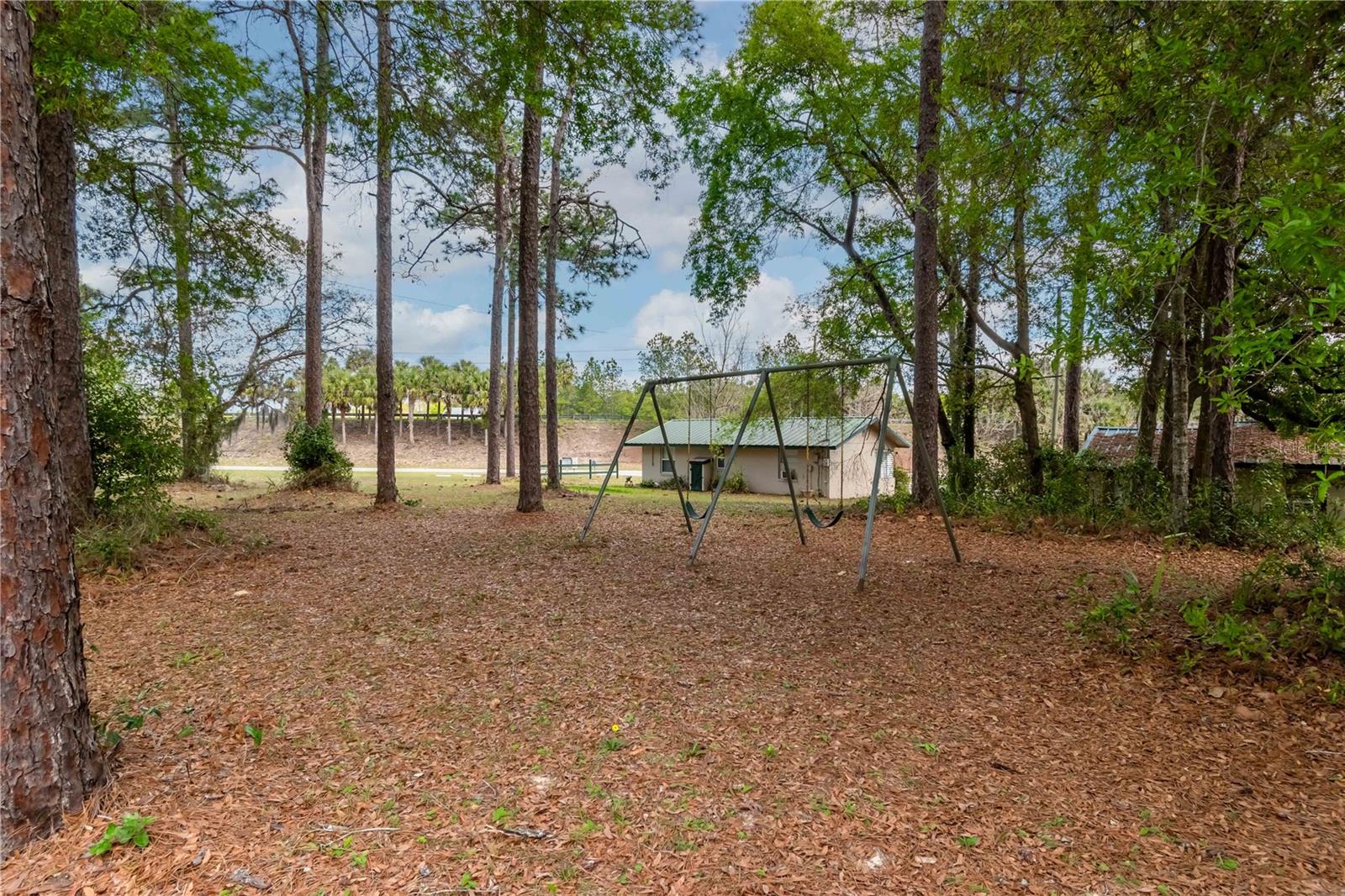 Image 25 of 61 For 15 Ruckert Circle