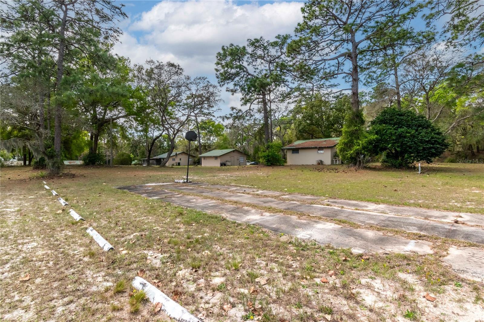 Image 26 of 61 For 15 Ruckert Circle