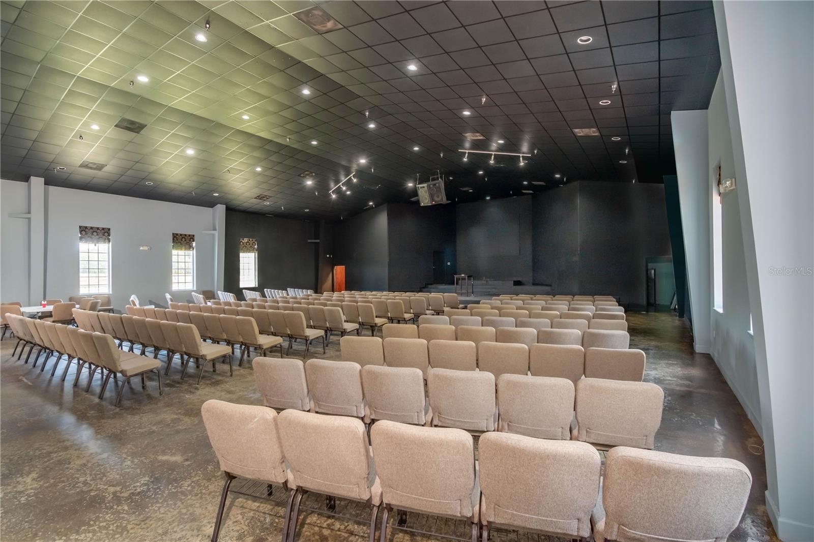 Image 35 of 61 For 15 Ruckert Circle