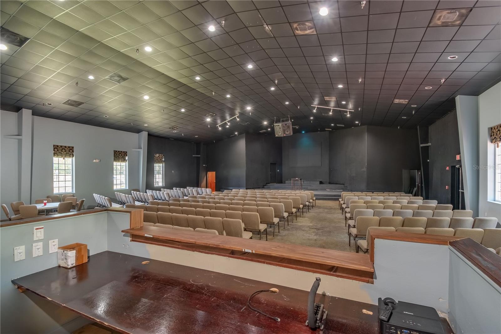 Image 36 of 61 For 15 Ruckert Circle