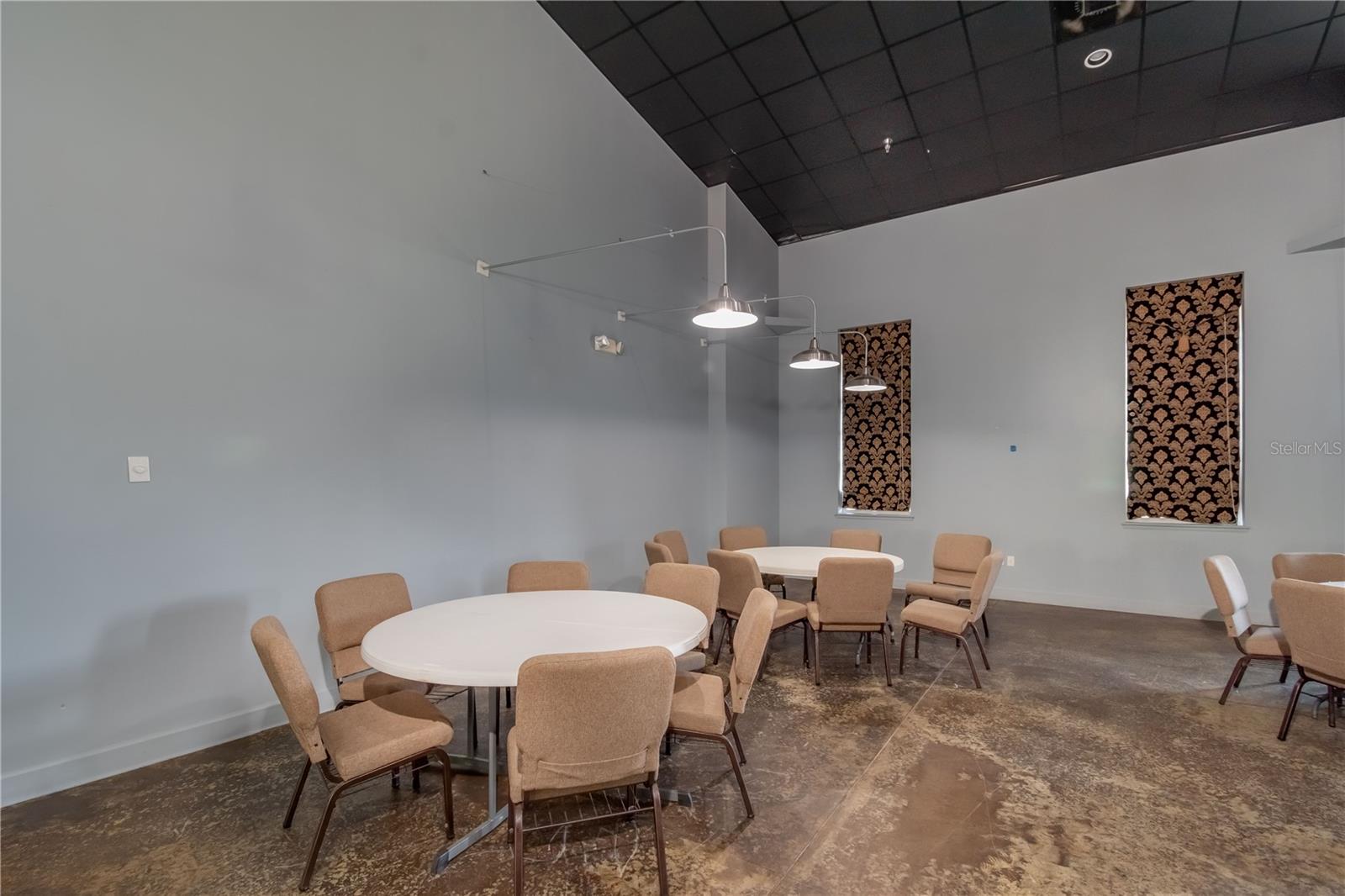 Image 37 of 61 For 15 Ruckert Circle