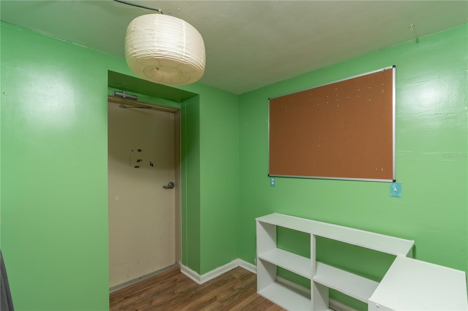 Image 41 of 61 For 15 Ruckert Circle