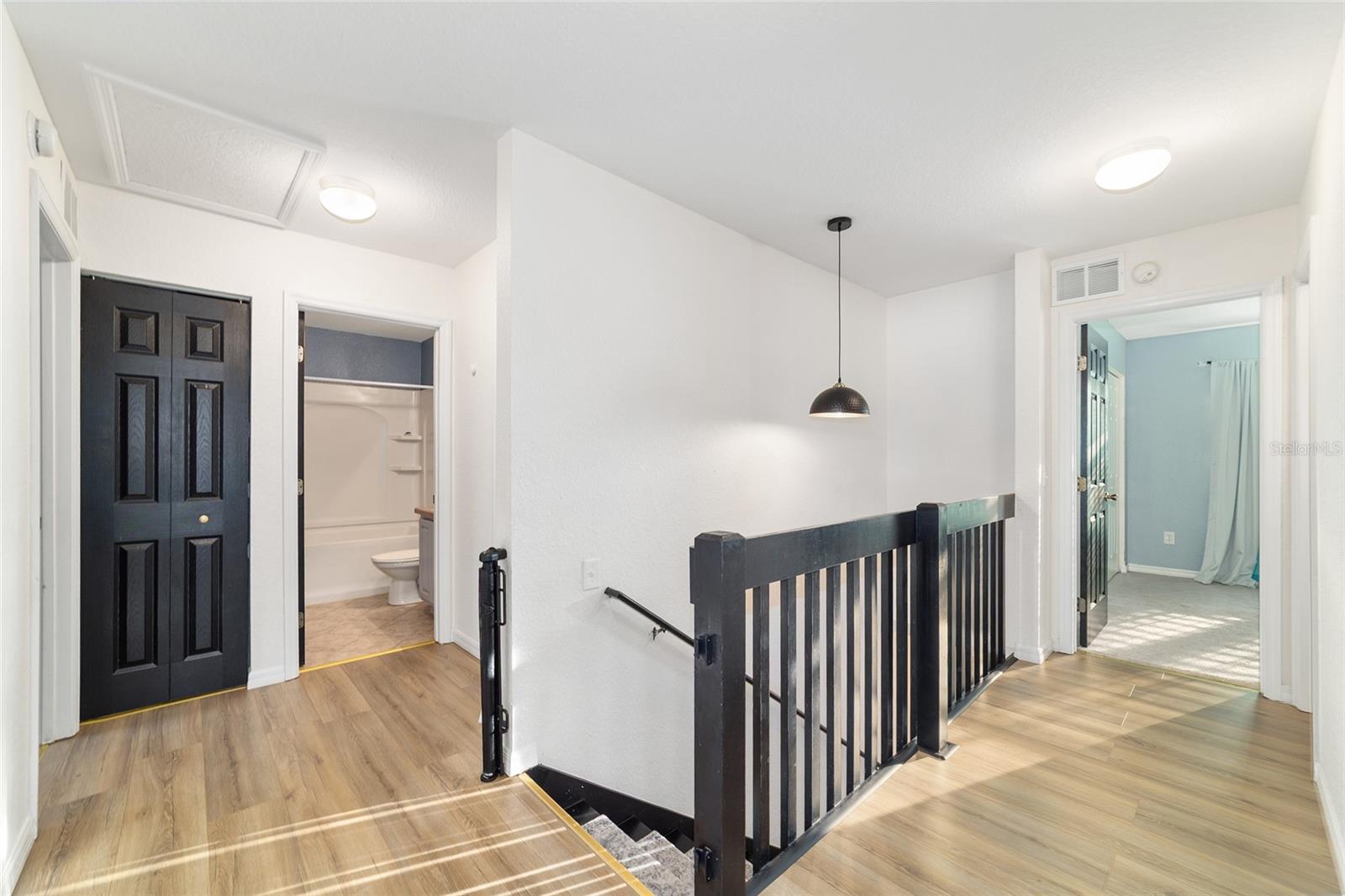 Image 38 of 76 For 5094 122nd Boulevard