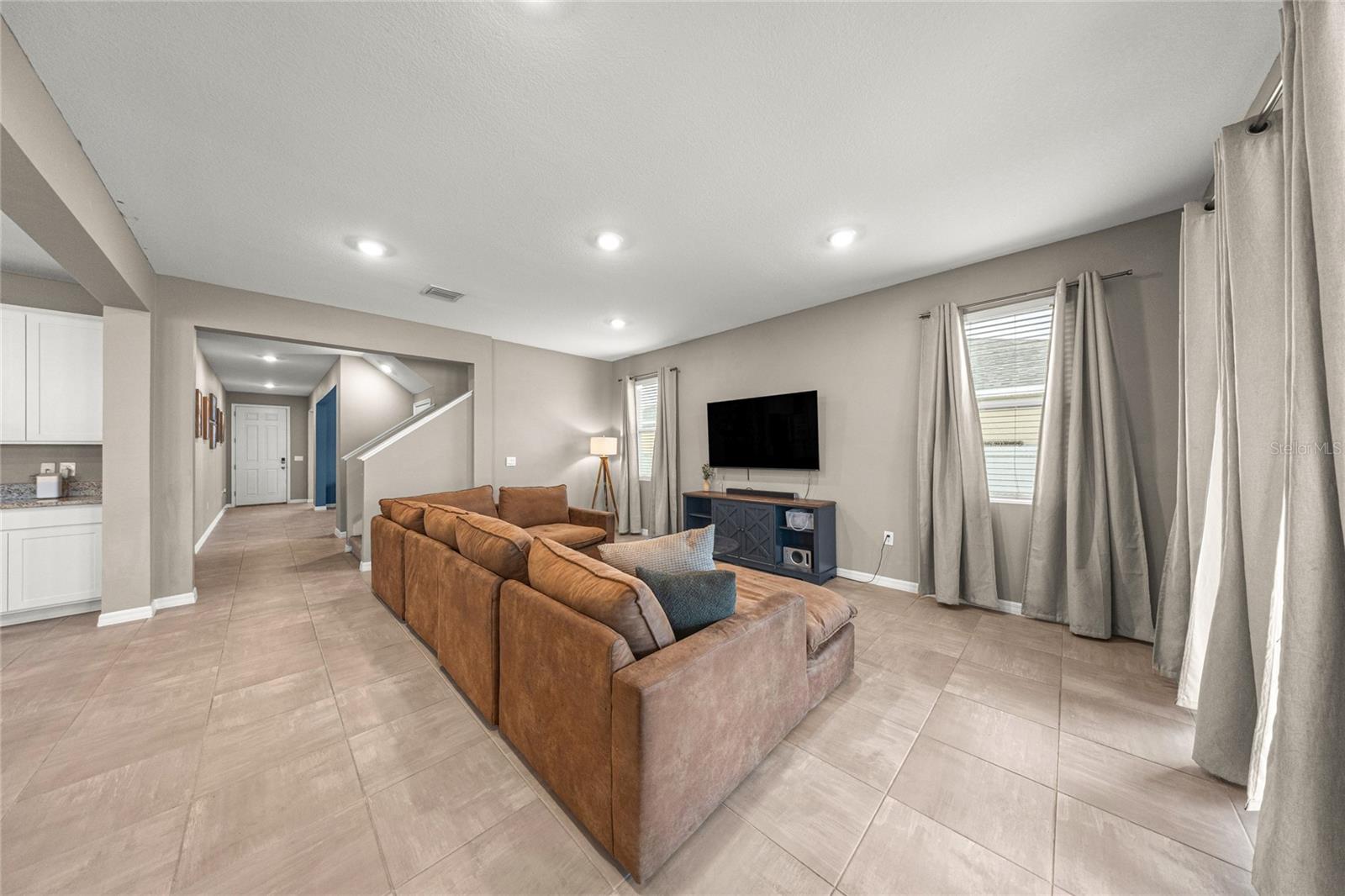 Image 18 of 45 For 5857 81st Place