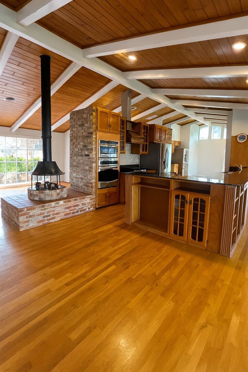 Image 17 of 51 For 35 Chinica Drive