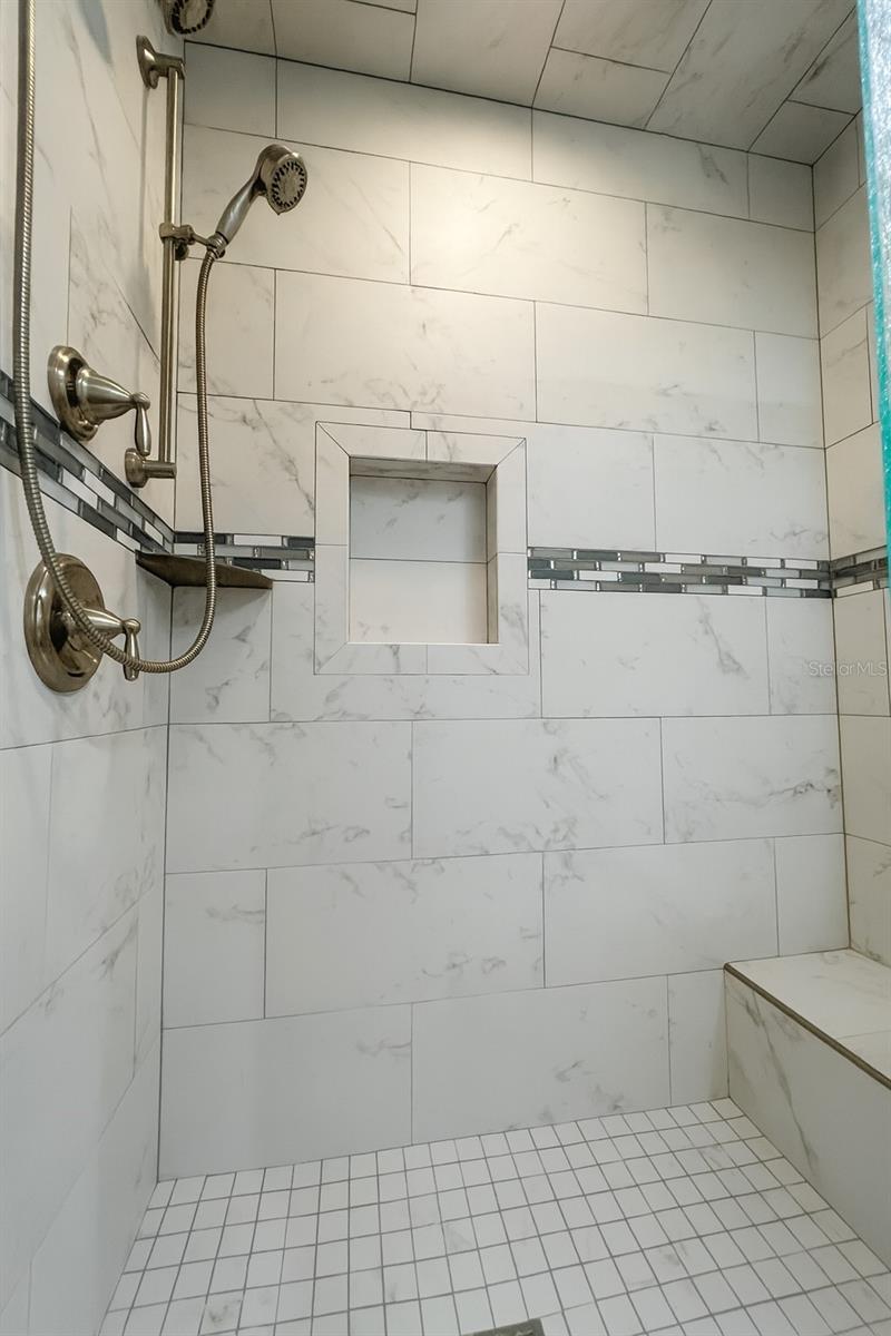 Image 31 of 51 For 35 Chinica Drive