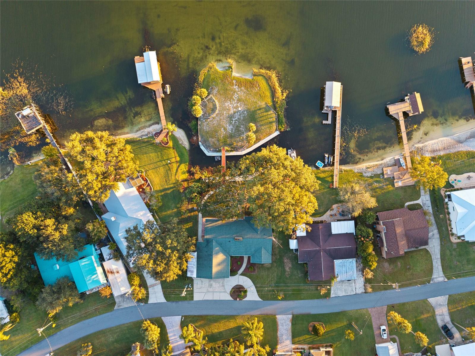 Image 58 of 70 For 35 Chinica Drive