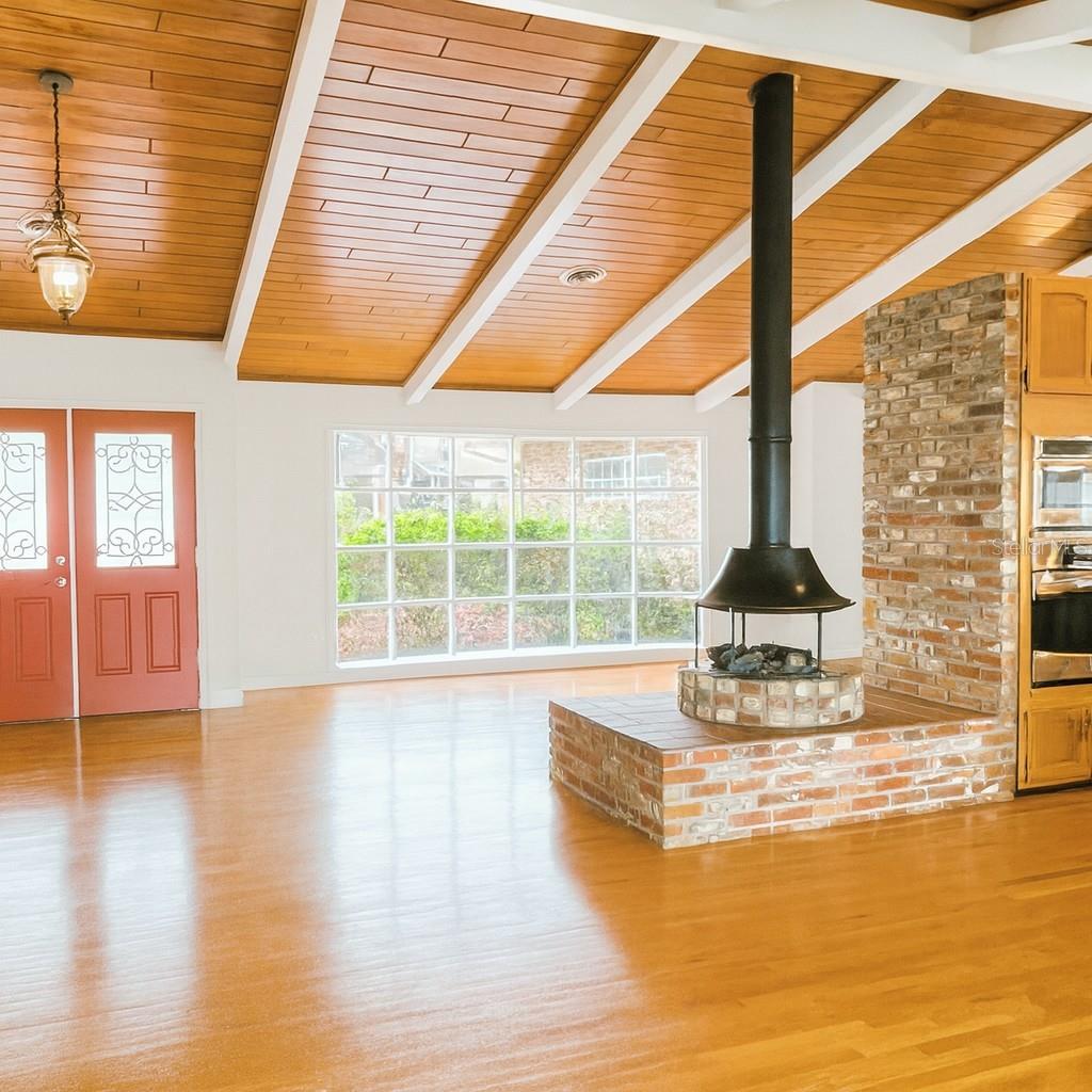 Image 9 of 51 For 35 Chinica Drive