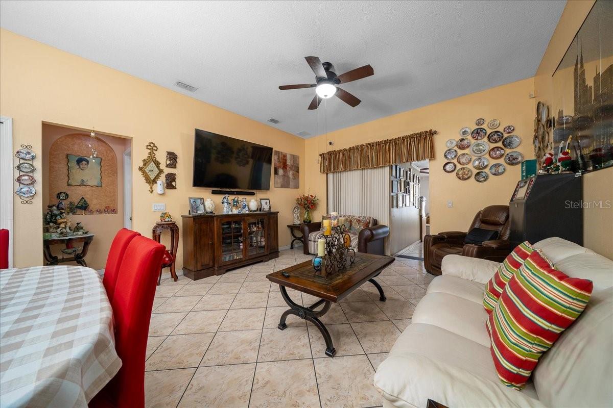 Image 21 of 57 For 1010 Raining Meadows Lane