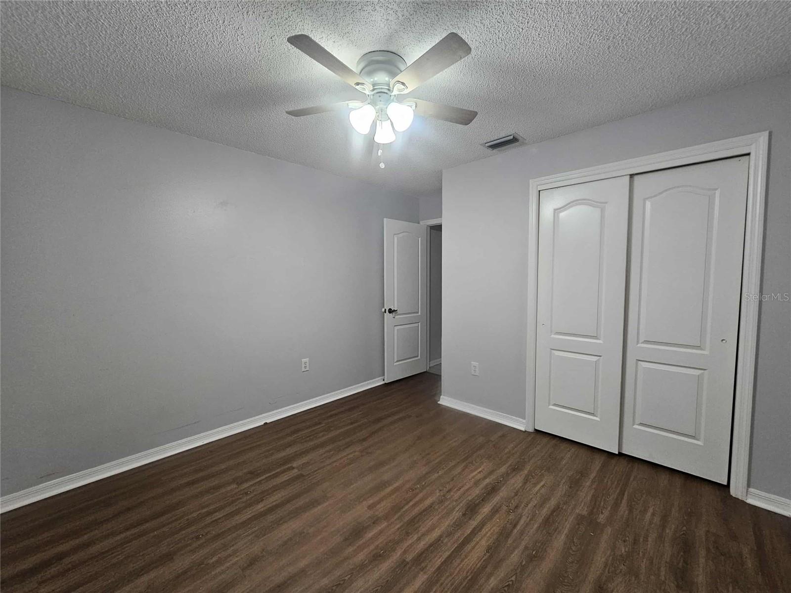 Image 27 of 37 For 110 Outlook Avenue