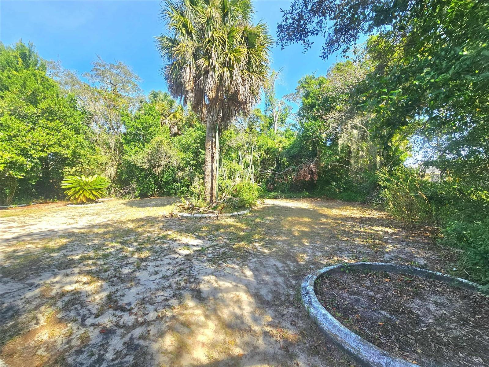 Image 32 of 37 For 110 Outlook Avenue