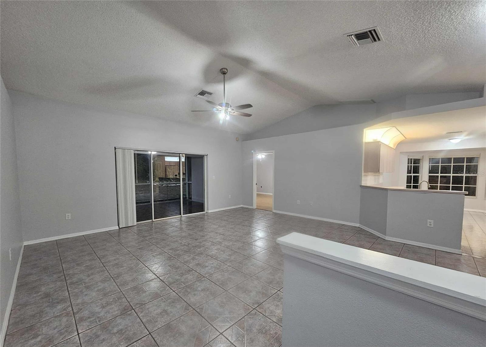 Image 4 of 37 For 110 Outlook Avenue