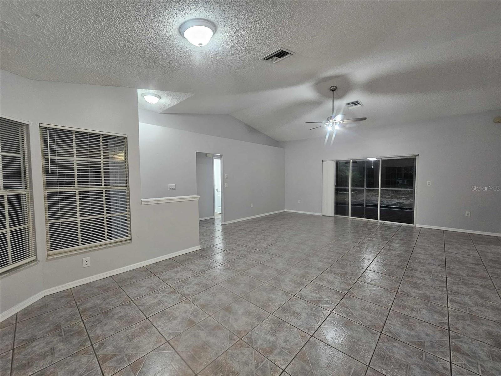 Image 7 of 37 For 110 Outlook Avenue