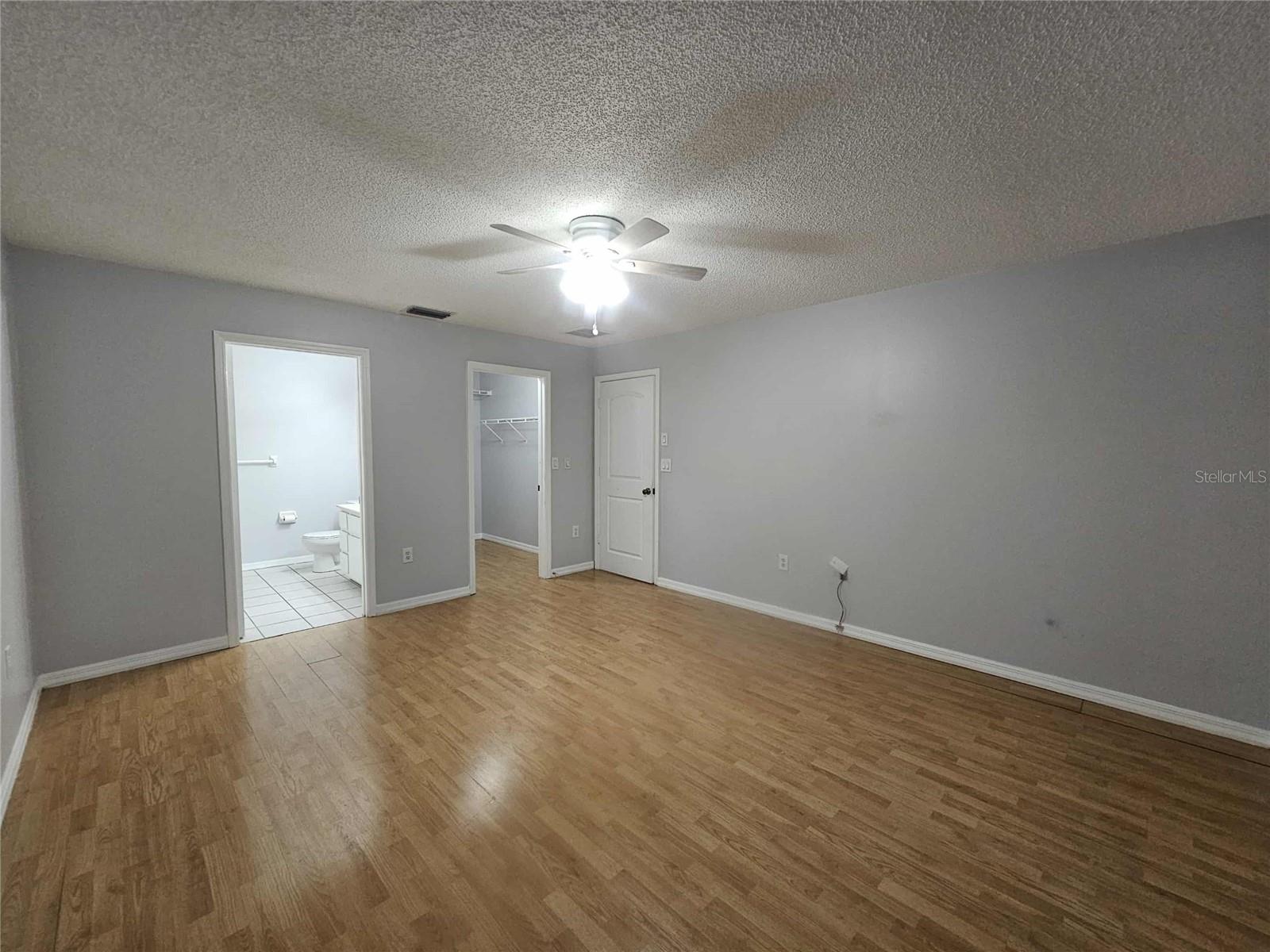 Image 9 of 37 For 110 Outlook Avenue