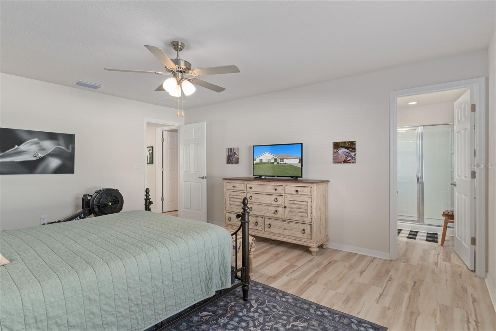 Image 16 of 33 For 741 Walkertown Drive