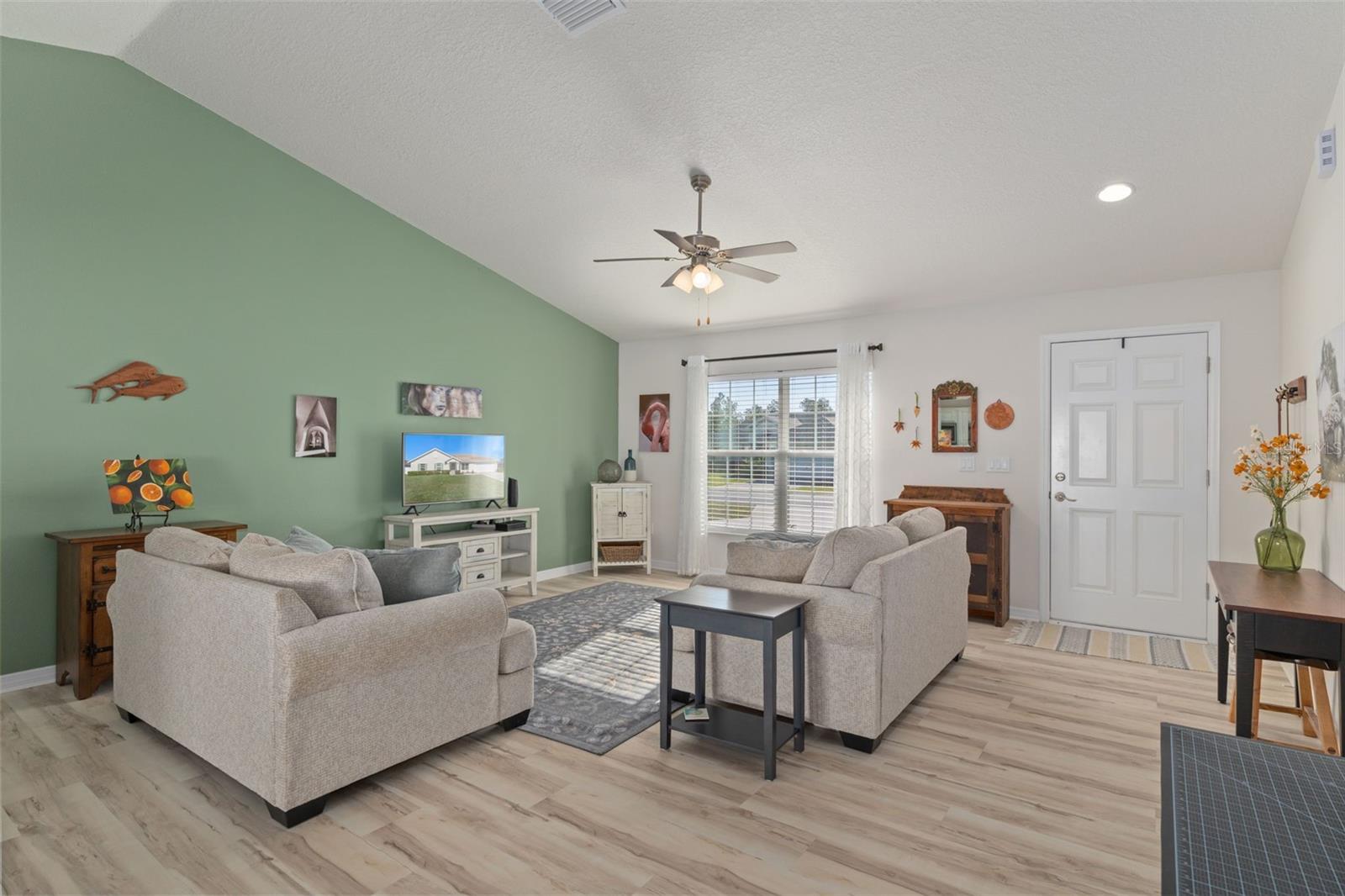 Image 6 of 33 For 741 Walkertown Drive