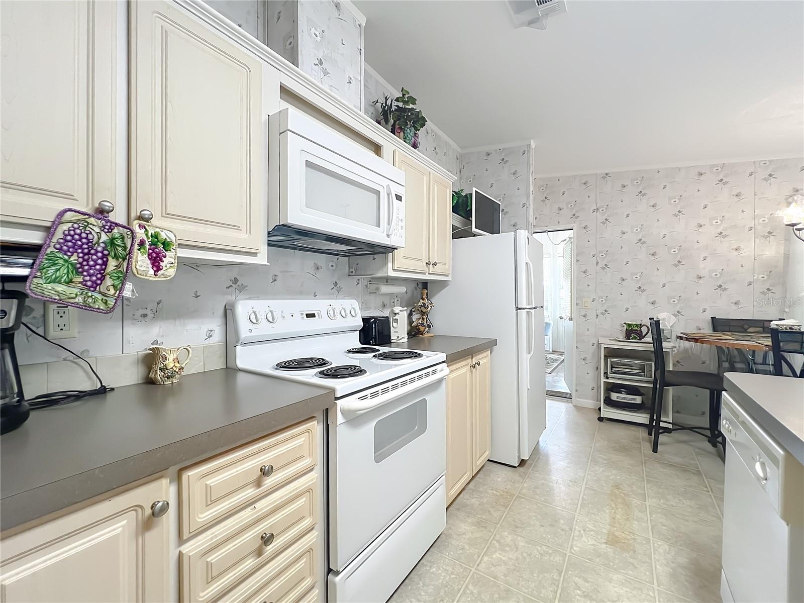 Image 23 of 55 For 2000 172nd Terrace