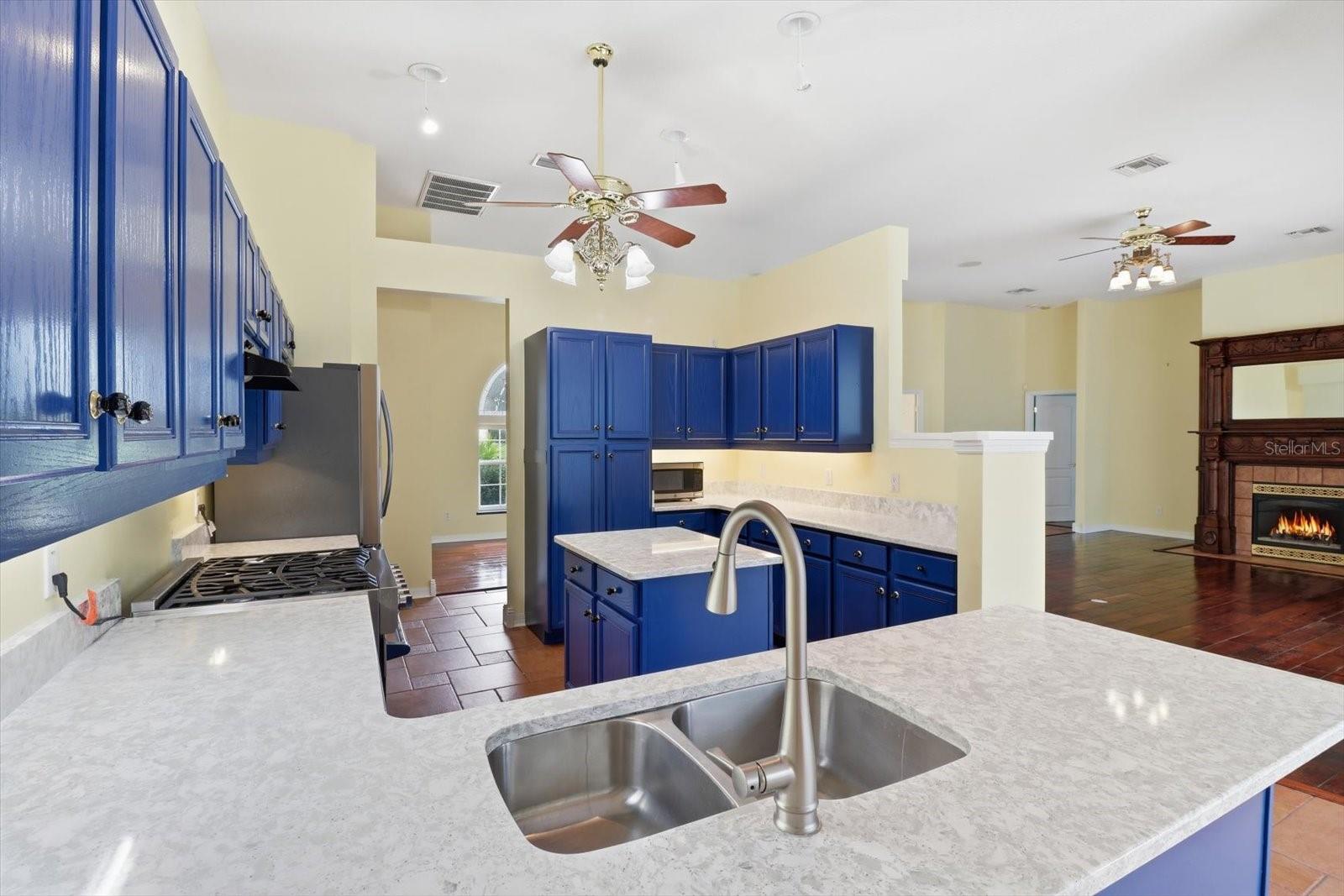 Image 20 of 48 For 24 Livingstone Daisy Court 12