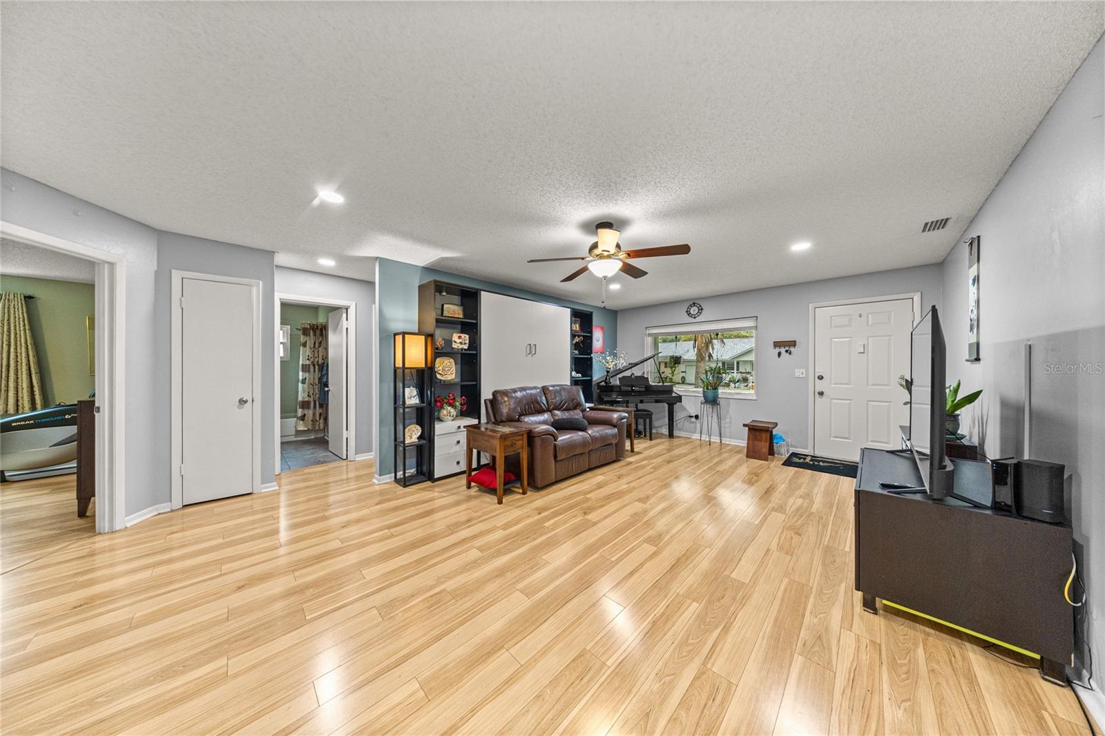 Image 17 of 30 For 8877 96th Street D