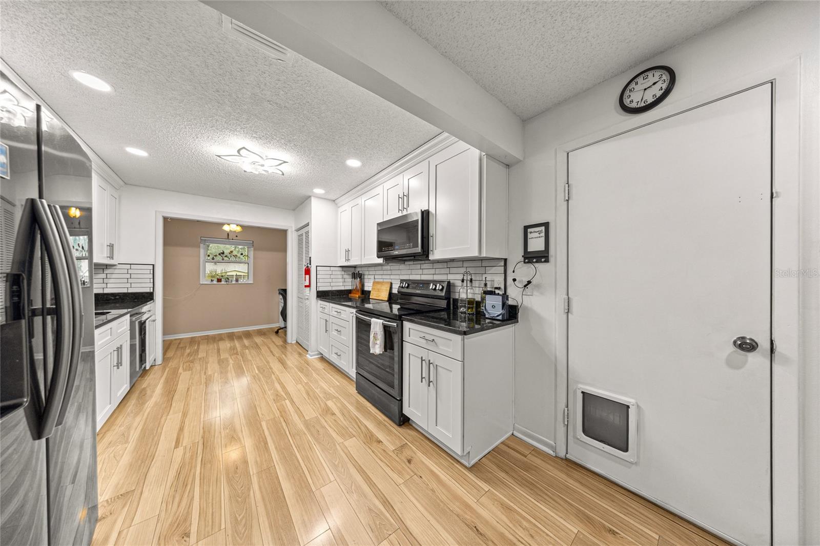 Image 19 of 30 For 8877 96th Street D