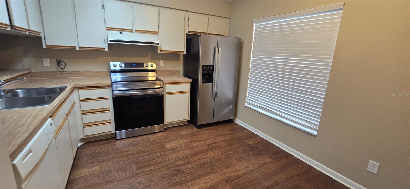 Image 3 of 13 For 1020 30th Avenue 101