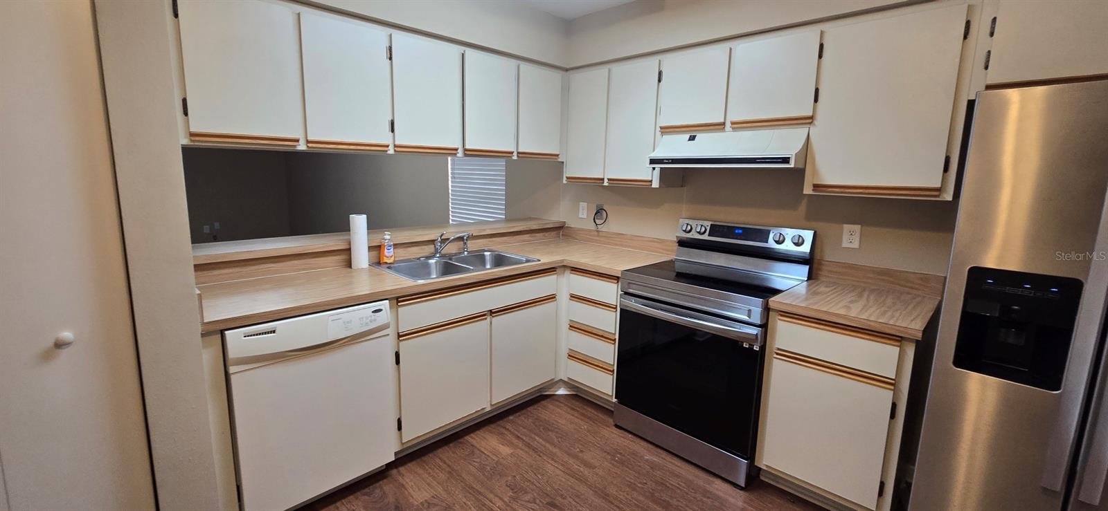 Image 5 of 13 For 1020 30th Avenue 101