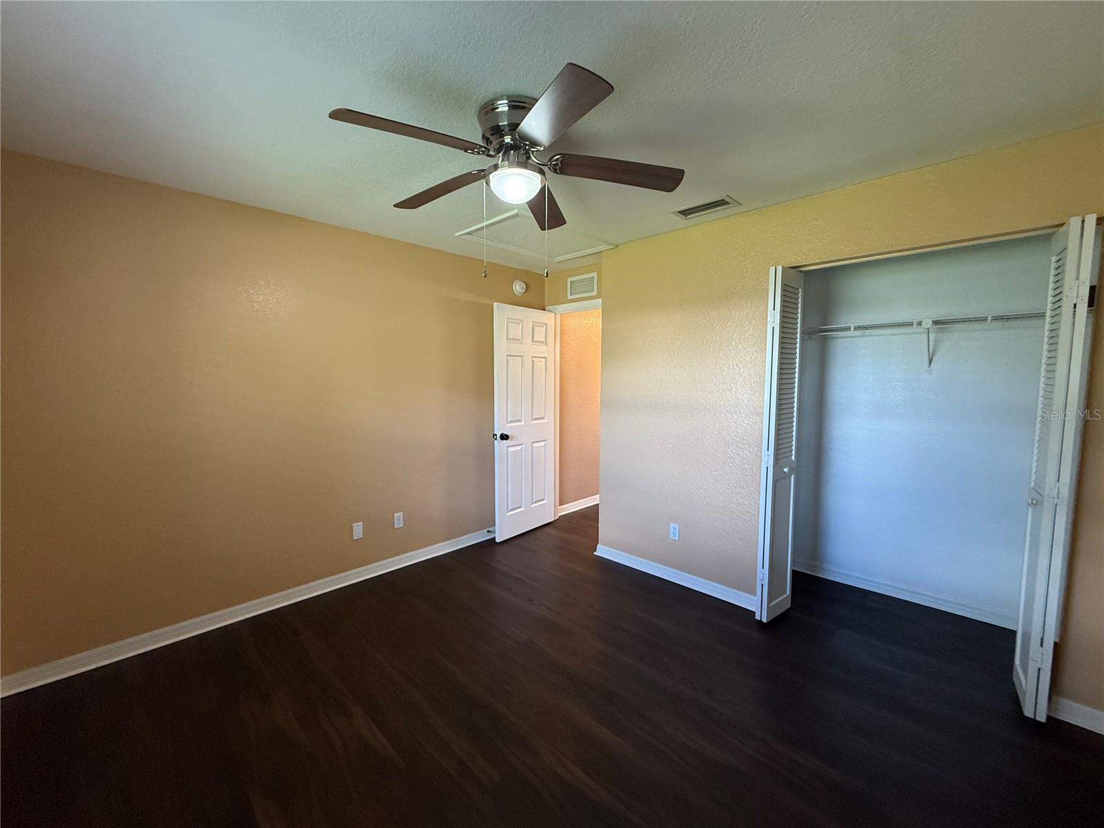 Image 7 of 22 For 10805 44th Terrace