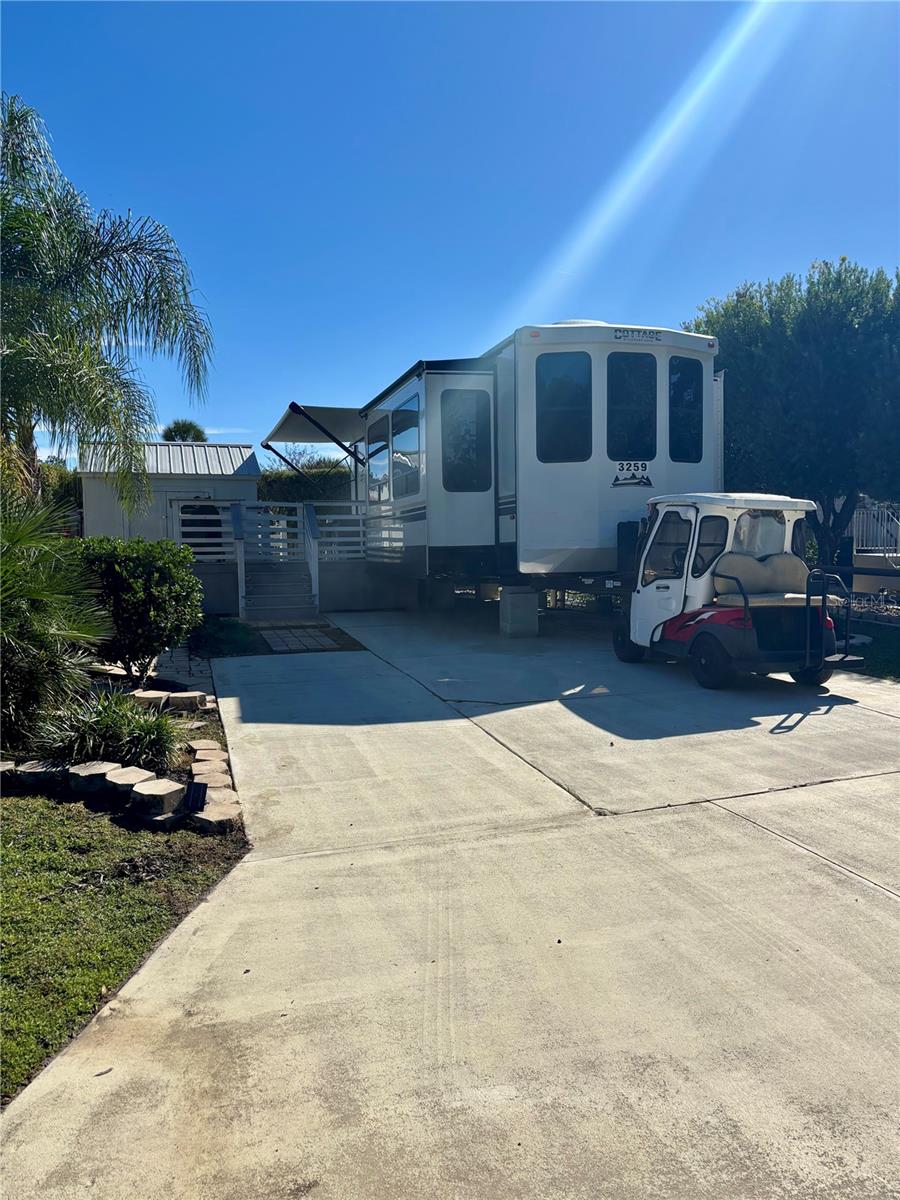 Image 2 of 36 For 3259 102nd Avenue Road