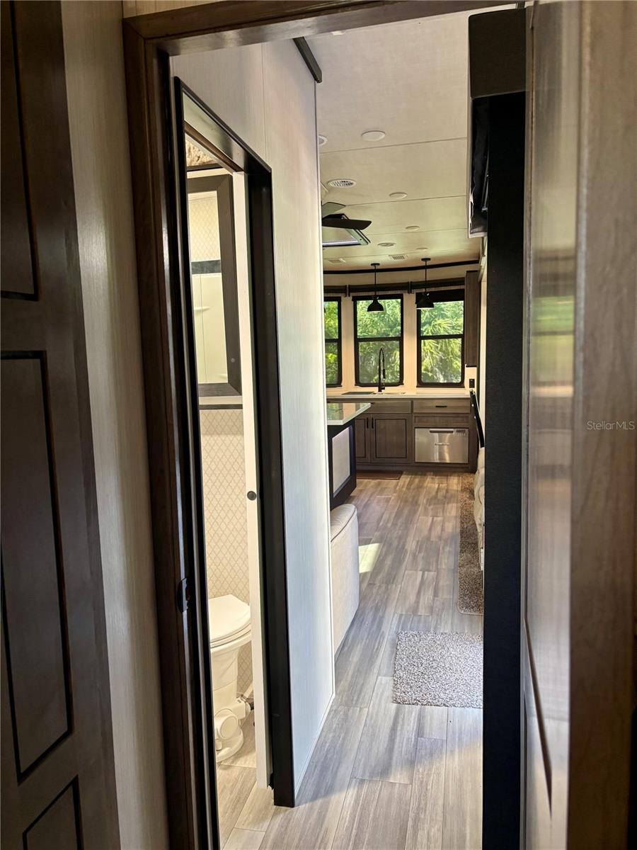 Image 33 of 36 For 3259 102nd Avenue Road