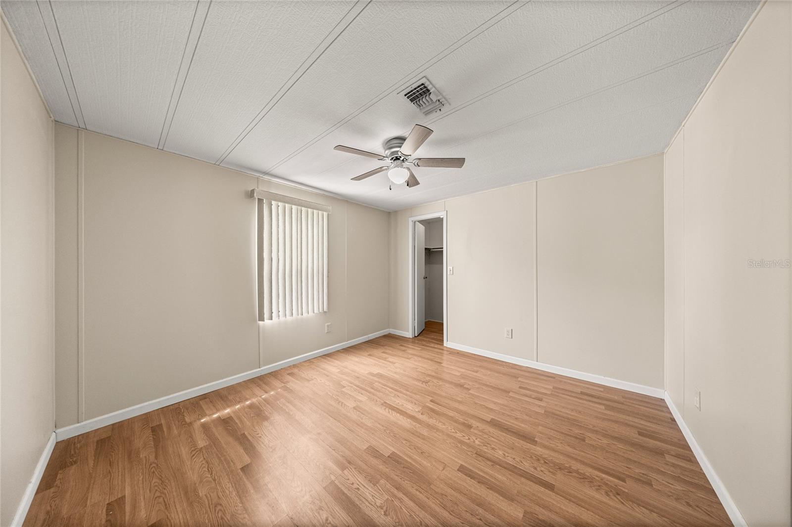 Image 18 of 31 For 712 Devon Drive