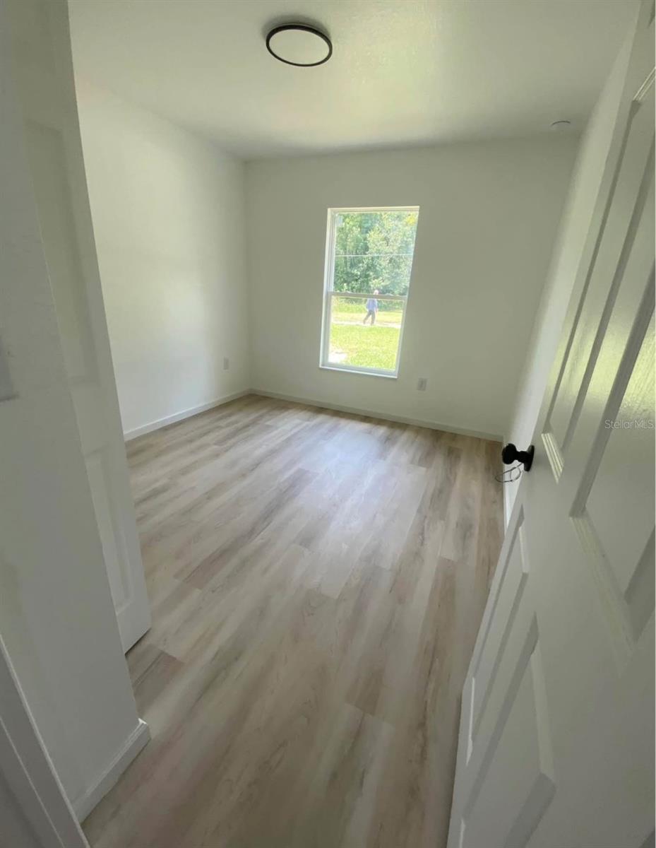 Image 10 of 15 For 5351 7th Place