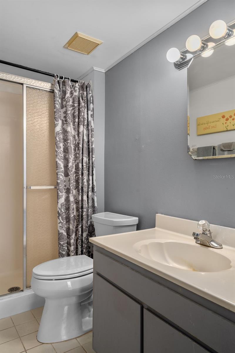 Image 26 of 53 For 2400 Forest Drive 117