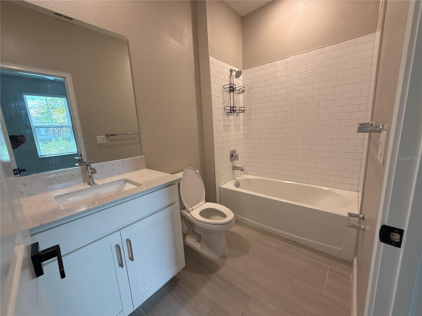 Image 19 of 25 For 3810 4th Terrace