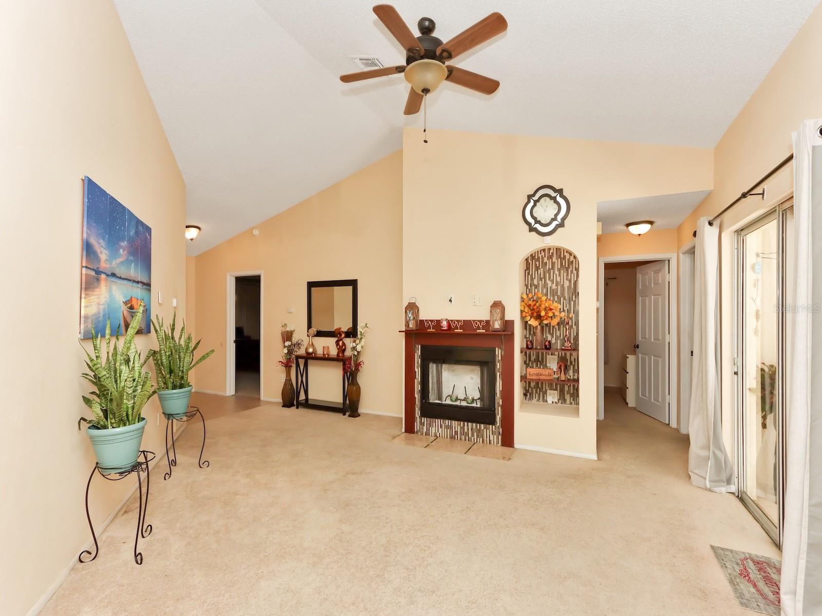 Image 4 of 36 For 8822 Kensington Court