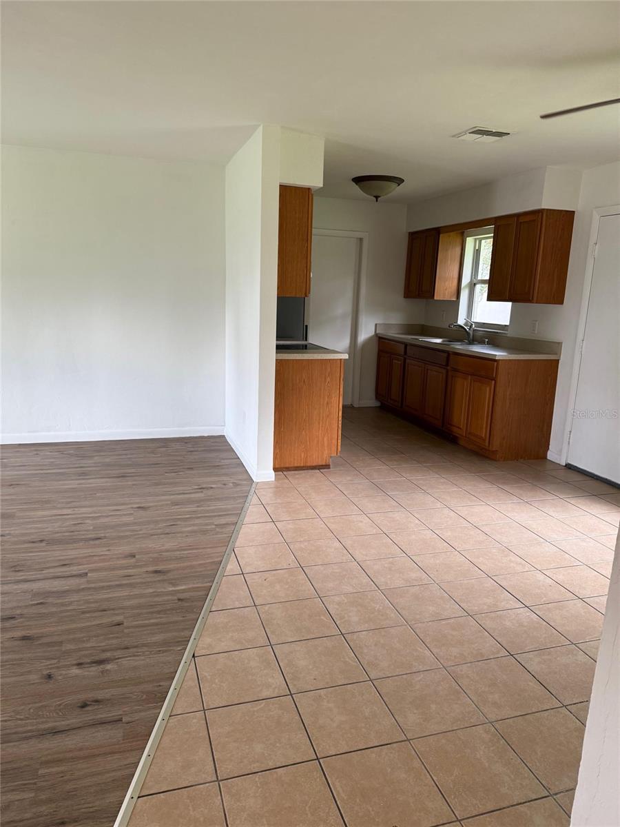 Image 3 of 7 For 5399 11th Avenue