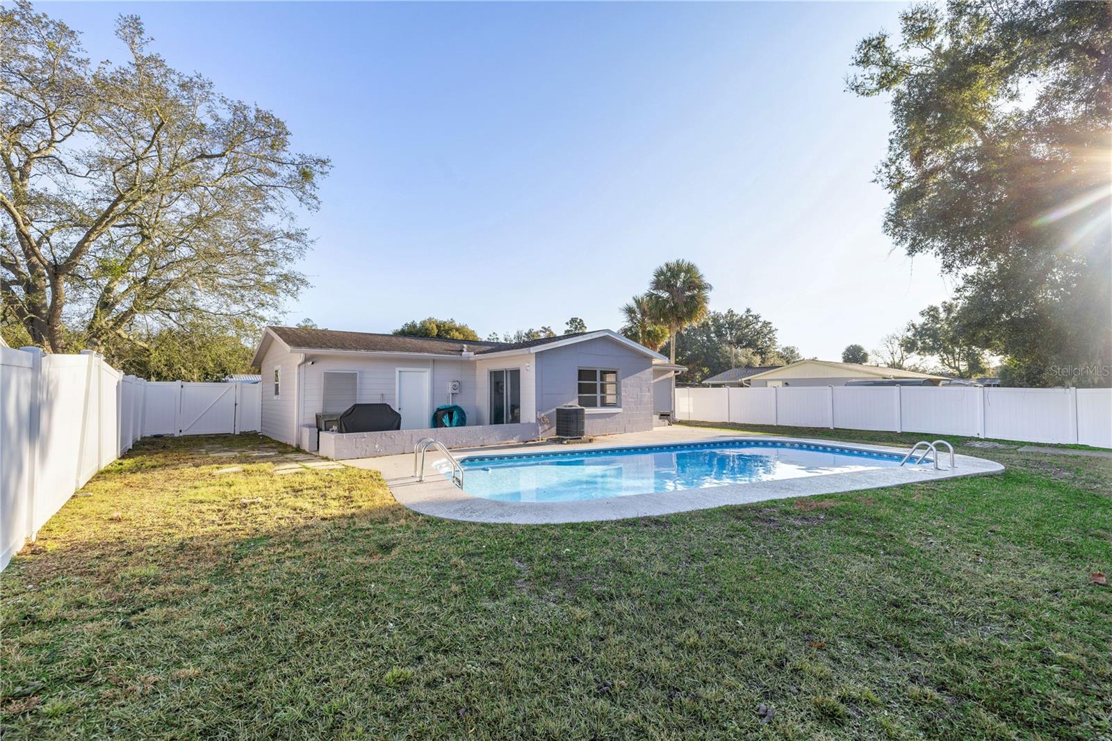 Image 4 of 18 For 14470 34th Terrace Road