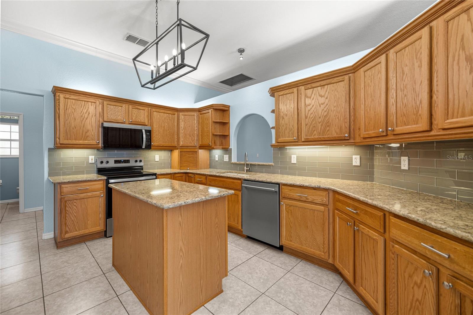 Image 18 of 53 For 4014 23rd Place