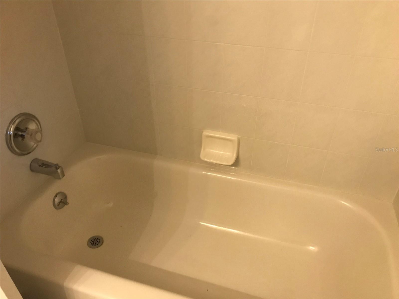 Image 28 of 32 For 2595 Brentwood Circle