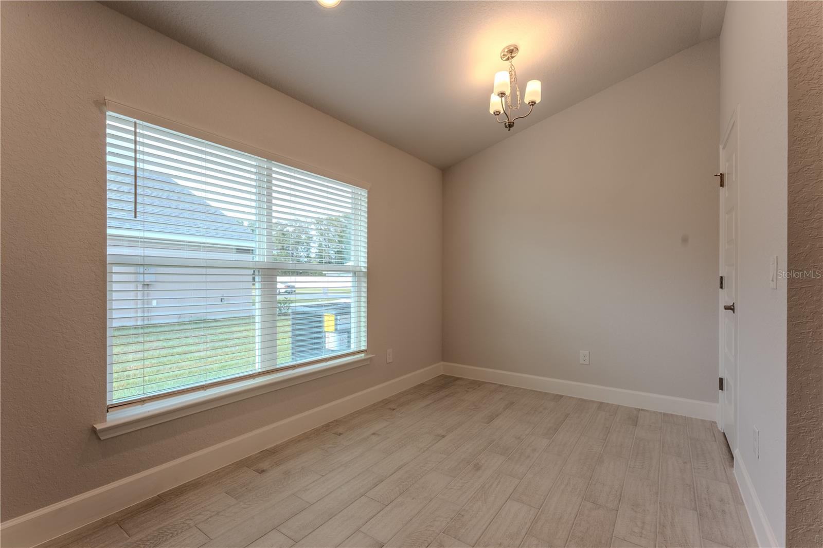 Image 10 of 18 For 3242 46th Avenue