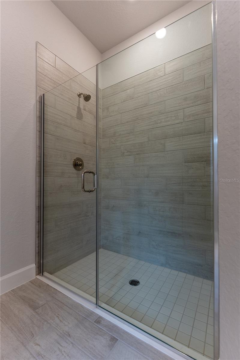 Image 15 of 18 For 3242 46th Avenue