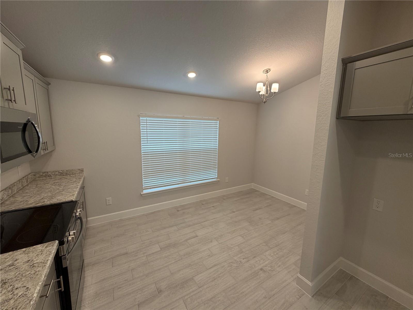 Image 3 of 18 For 3242 46th Avenue