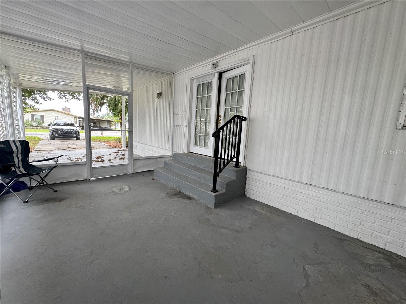 Image 4 of 23 For 5921 63rd Lane Road